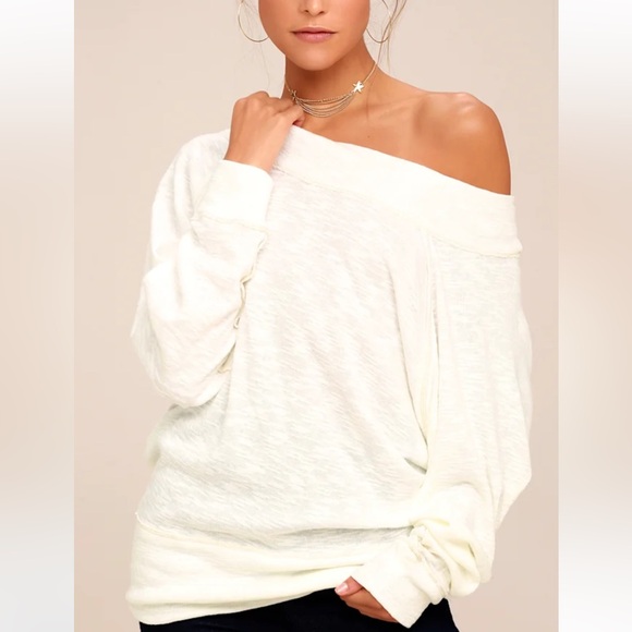 We The Free Tops - We The Free Palisades Off-the-Shoulder Top in Ivory Size Small EUC Retail $68